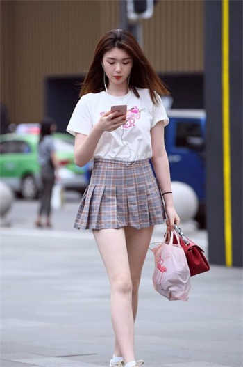 失控的生理课小月