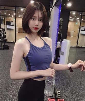 古装四仔之秦淮才一女