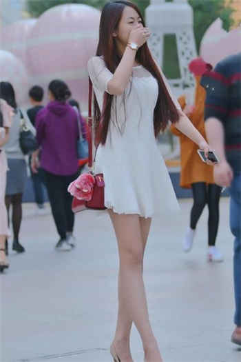 母亲参加派对