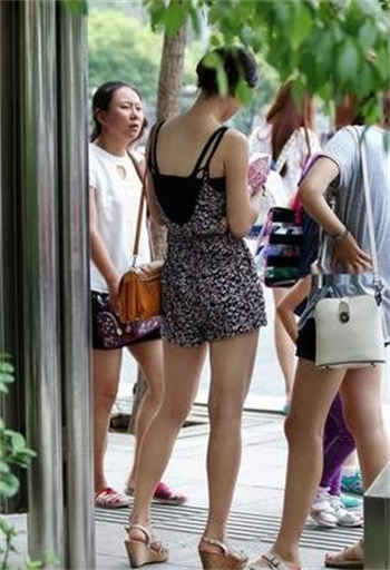 绿巨人会心一笑动图