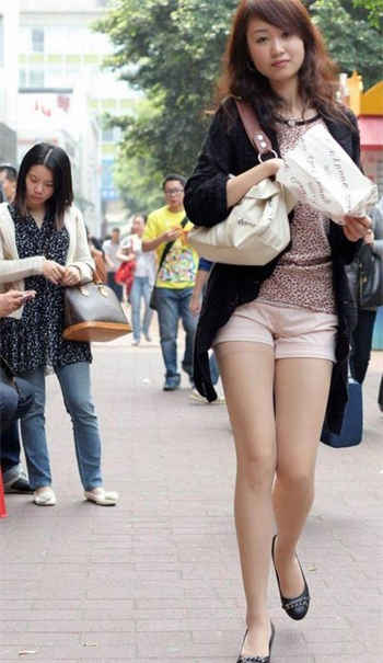 成飞中学学生视频在线
