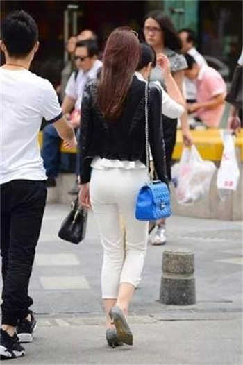 关于樱花的古风句子
