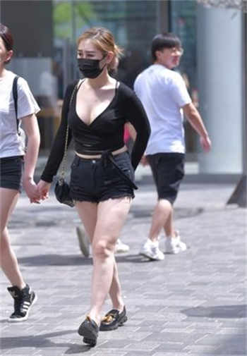 女员工的滋味2免费观看