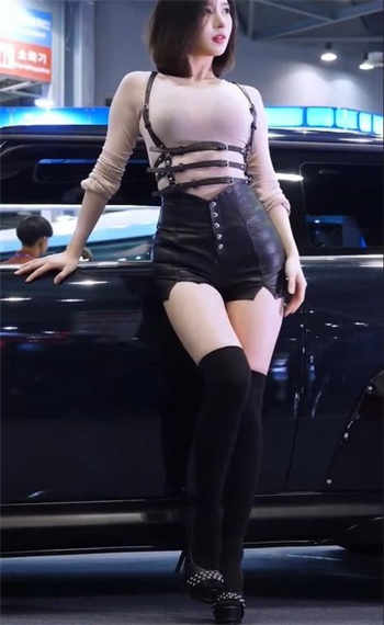 爱情公寓失控的考验藏精阁