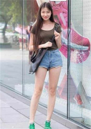 sw493第一个女主名字