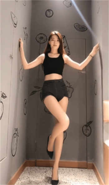 顾非衣战九枭