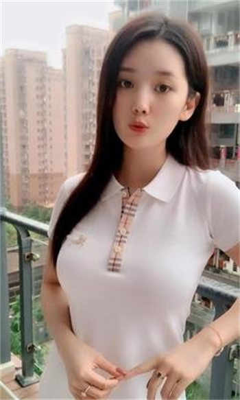 老头的大家伙弄疼了我